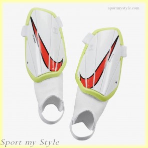 Футбольні щитки дитячі Nike Charge SP2165-102 Оригінал